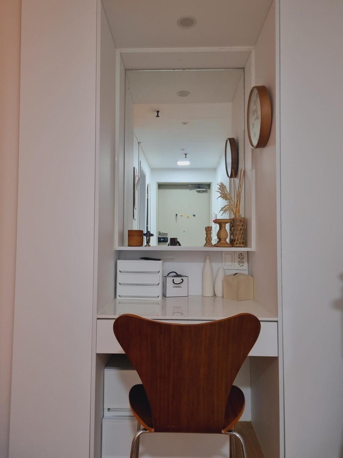 Apartment Mood In -gimpo Airport Station 3 Minutes Station 25 Minutes Hongdae 20 Minutes, Gangnam 35 Minutes